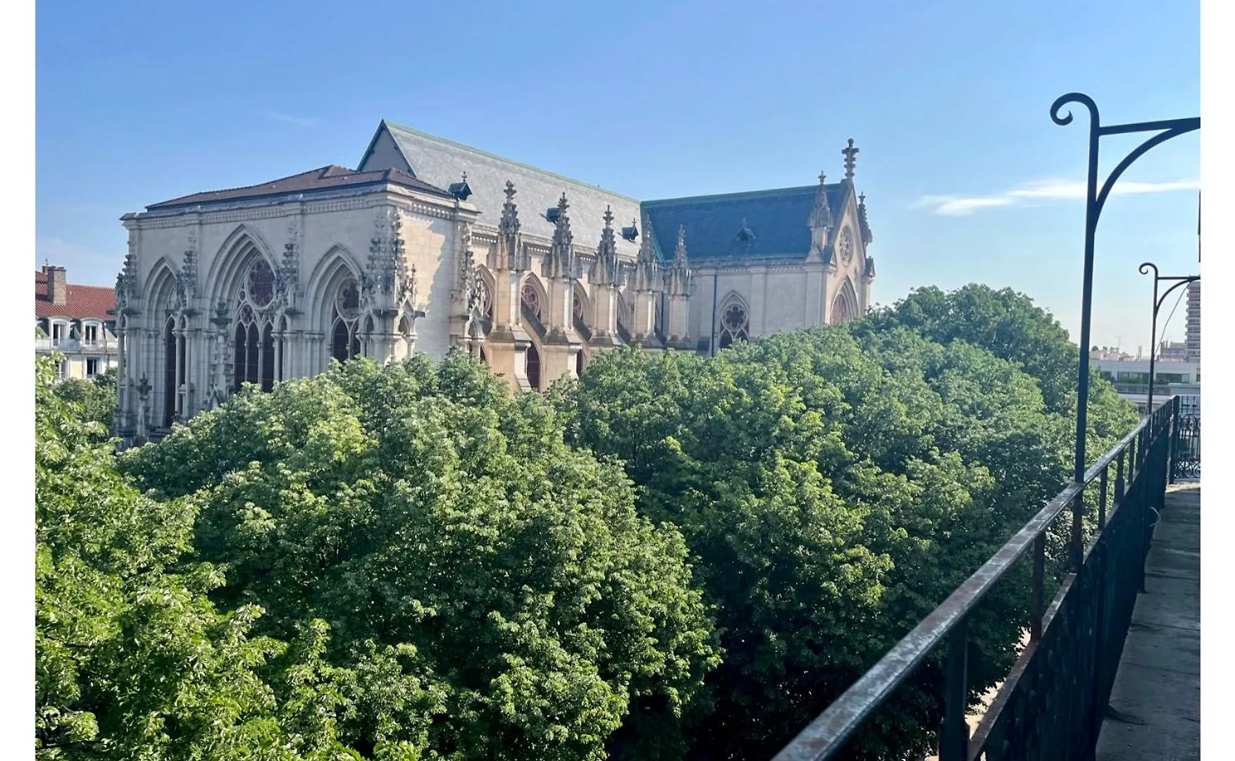 Bed & Breakfast Confort Et Raffinement Au Coeur Du 6Eme Lyon